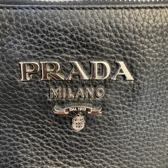 Prada Vitello Leather Double Zip Crossbody Bag, Black, Silver Hardware - Picture 5 of 15